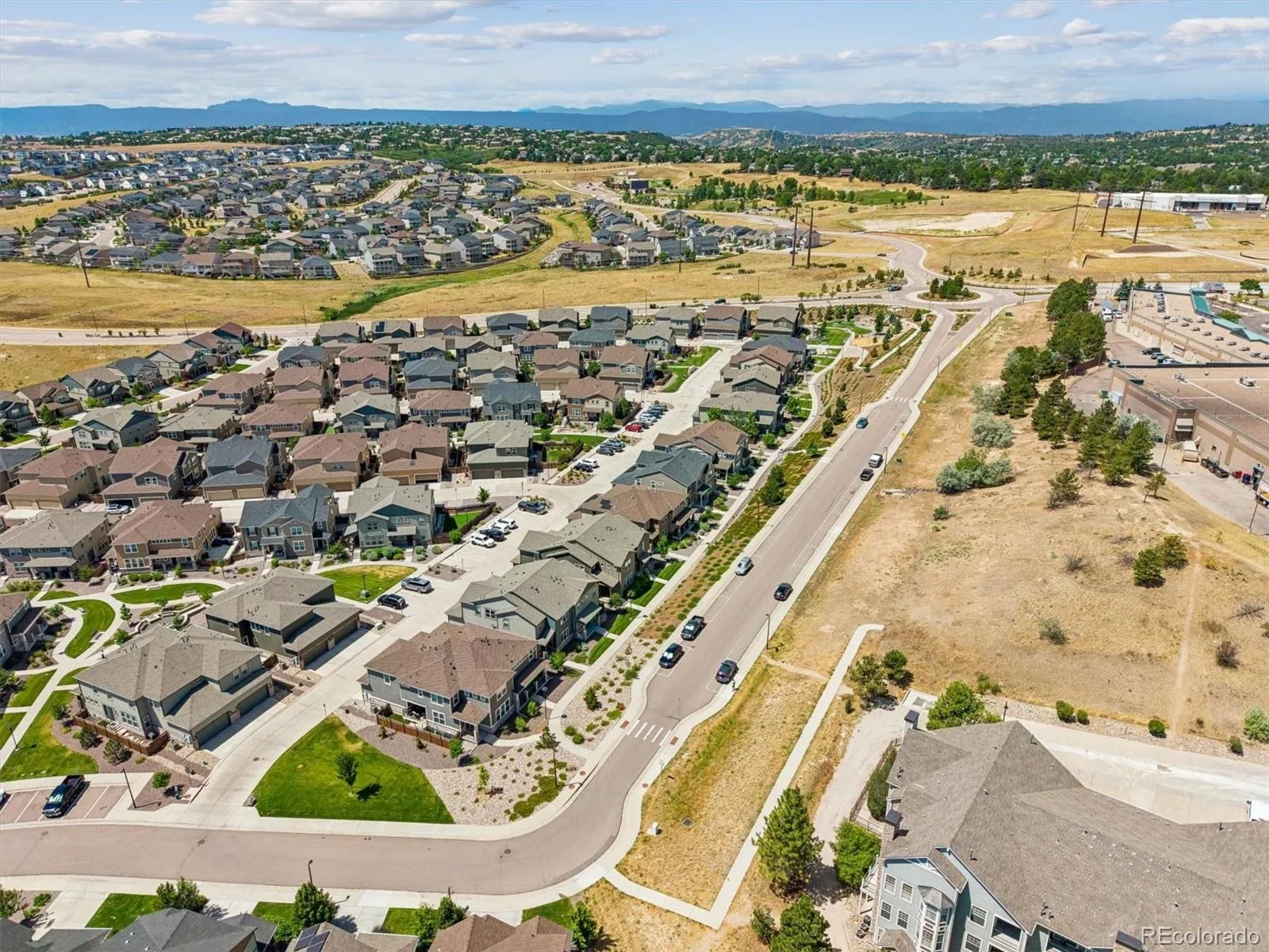 399 Courtfield Way Castle Rock CO 80108 | MLS #REC6331051 07242026174449 1600 28