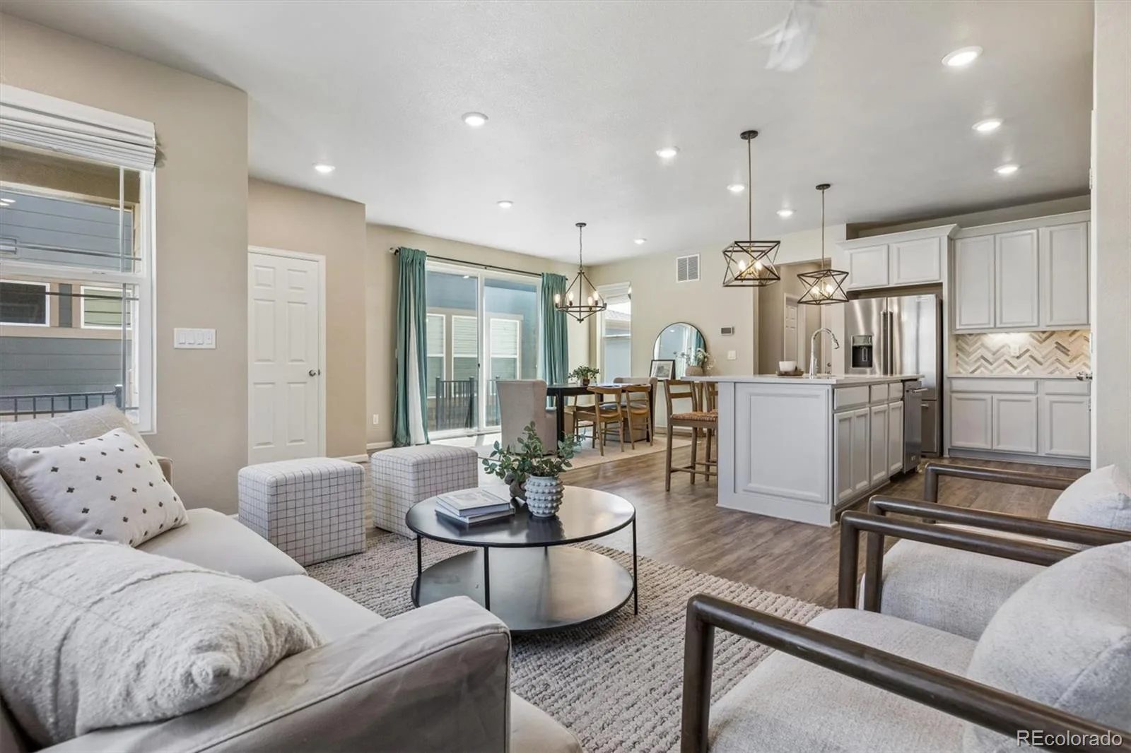 399 Courtfield Way Castle Rock CO 80108 | MLS #REC6331051 07242026174449 1600 4