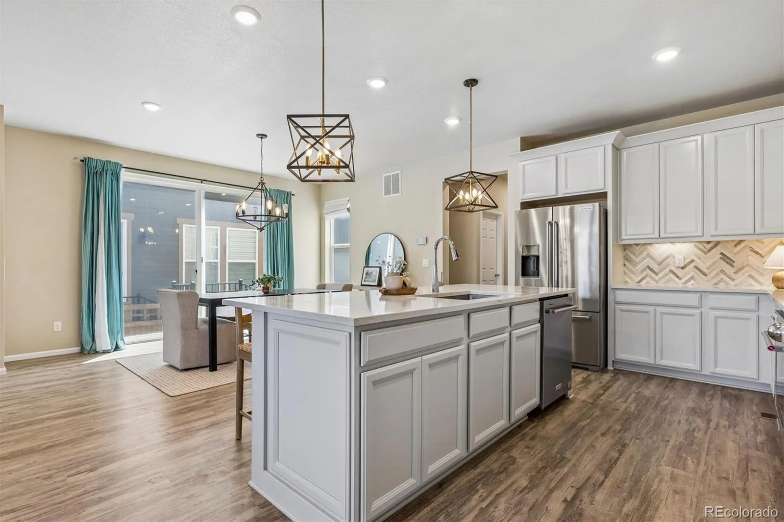 399 Courtfield Way Castle Rock CO 80108 | MLS #REC6331051 07242026174449 1600 7