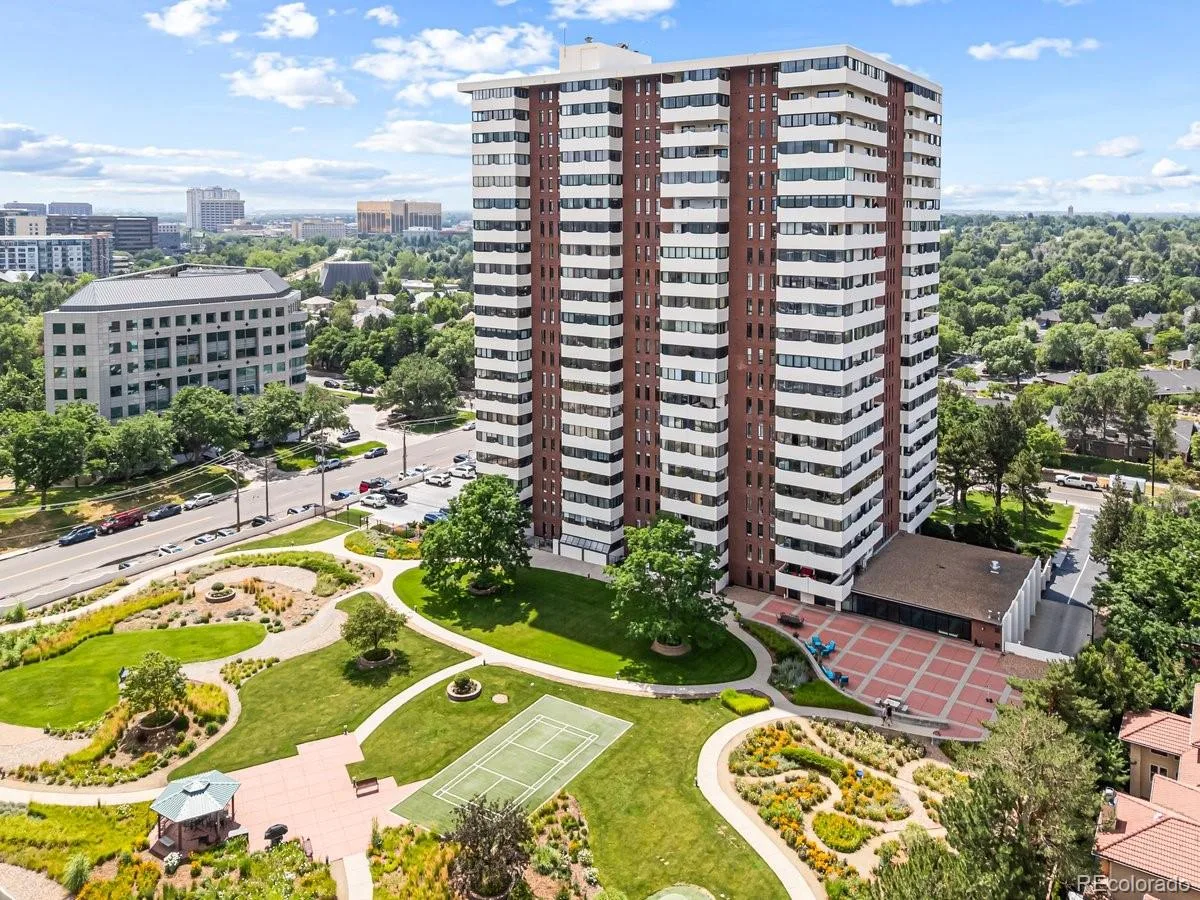 3131 E Alameda Avenue #706 Denver CO 80209 MLS #REC6331243 07252026195121 1200 8