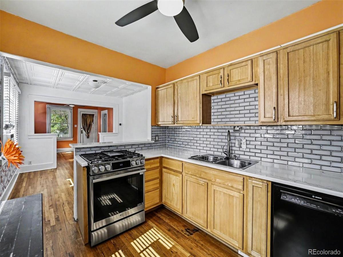3002 N Columbine Street Denver CO 80205 | MLS #REC6331517 MLS #REC6331517 image #0