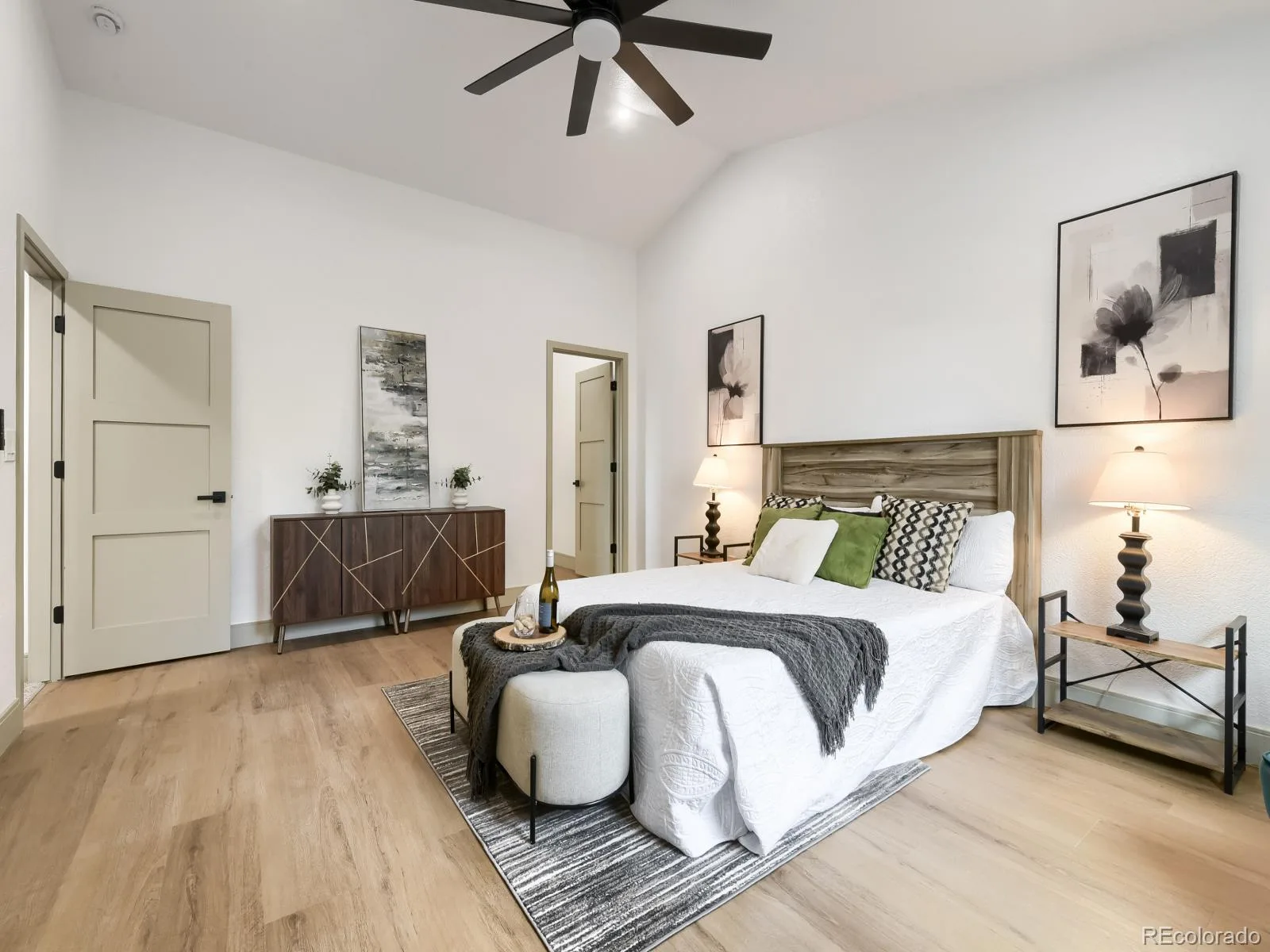 18325 E Idaho Place Aurora CO 80017 | MLS #REC6334040 08132026215852 1600 11
