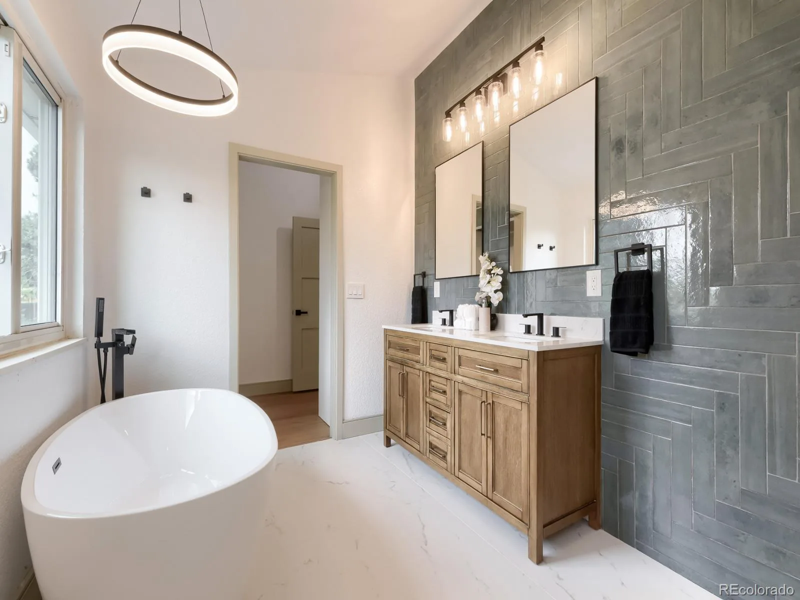 18325 E Idaho Place Aurora CO 80017 | MLS #REC6334040 08132026215852 1600 13