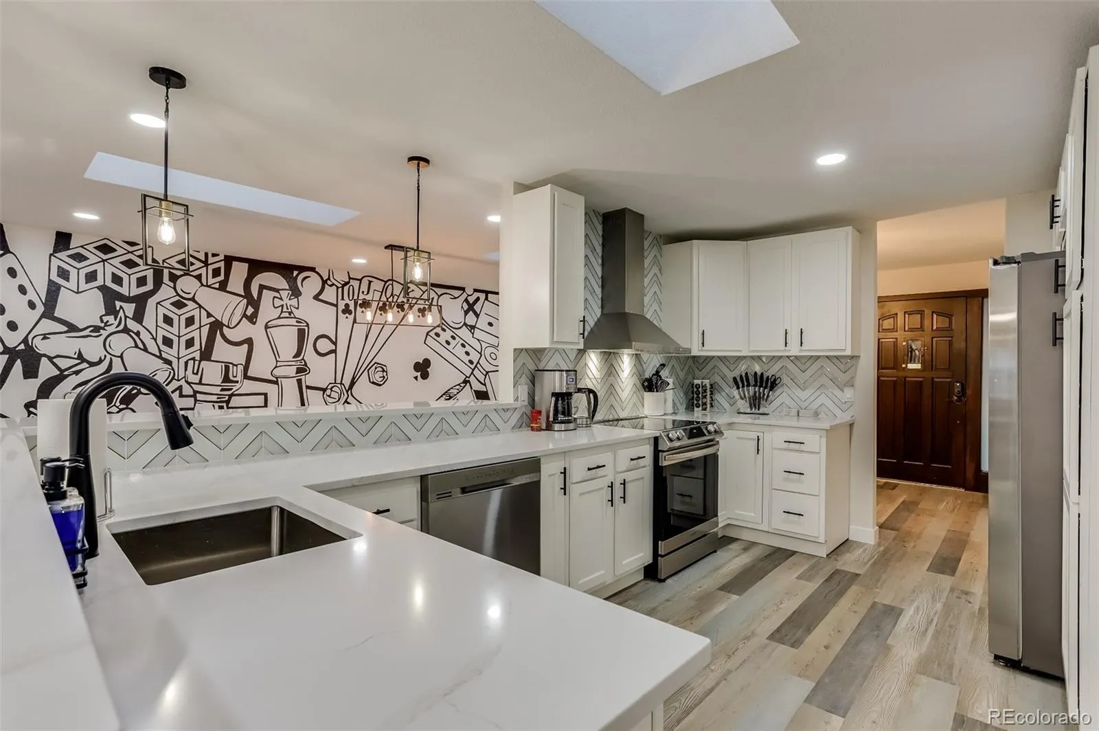 8475 Quay Drive Arvada CO 80003 MLS #REC6334203 05112026195806 1600 13