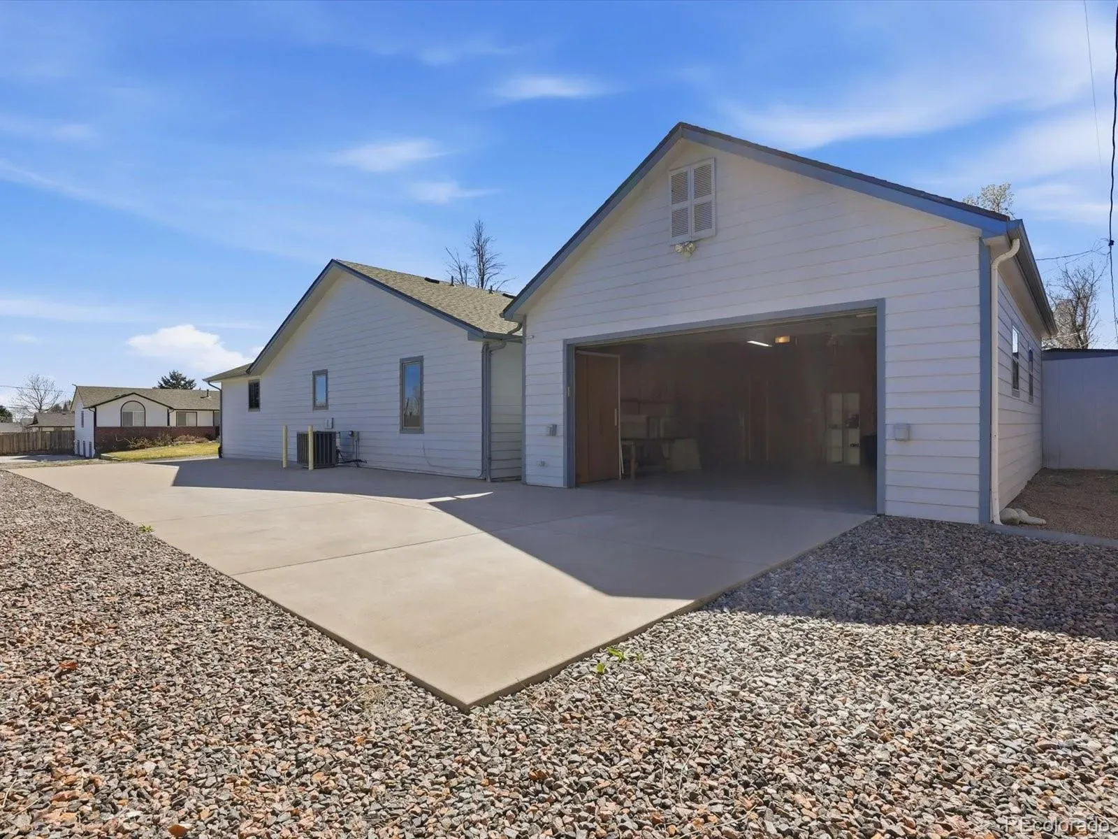 03272026223513 1600 40