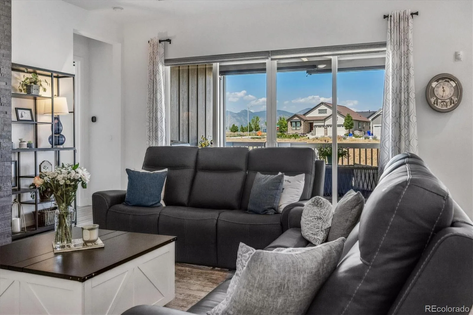 8985 Chalk Creek Place Littleton CO 80125 | MLS #REC6335923 08312026164359 1600 12