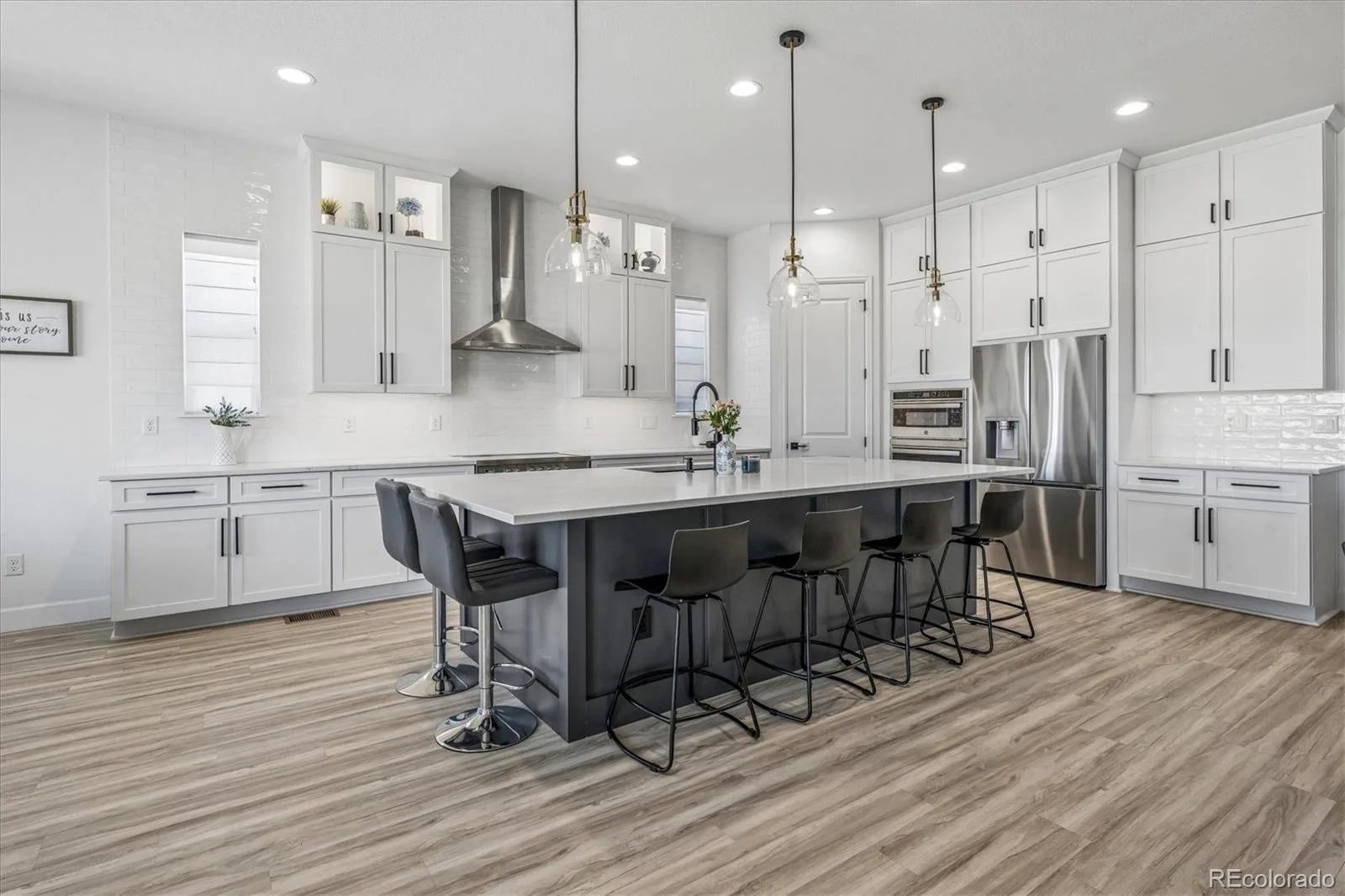 8985 Chalk Creek Place Littleton CO 80125 | MLS #REC6335923 08312026164359 1600 15