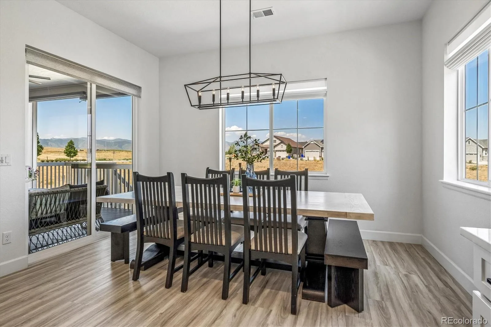 8985 Chalk Creek Place Littleton CO 80125 | MLS #REC6335923 08312026164359 1600 21