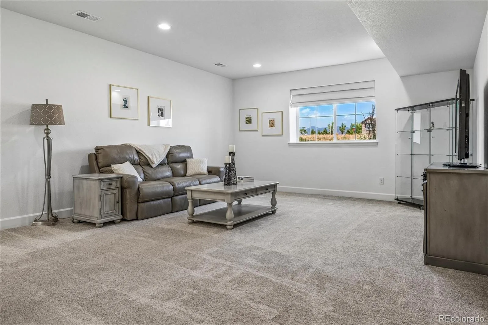 8985 Chalk Creek Place Littleton CO 80125 | MLS #REC6335923 08312026164359 1600 37