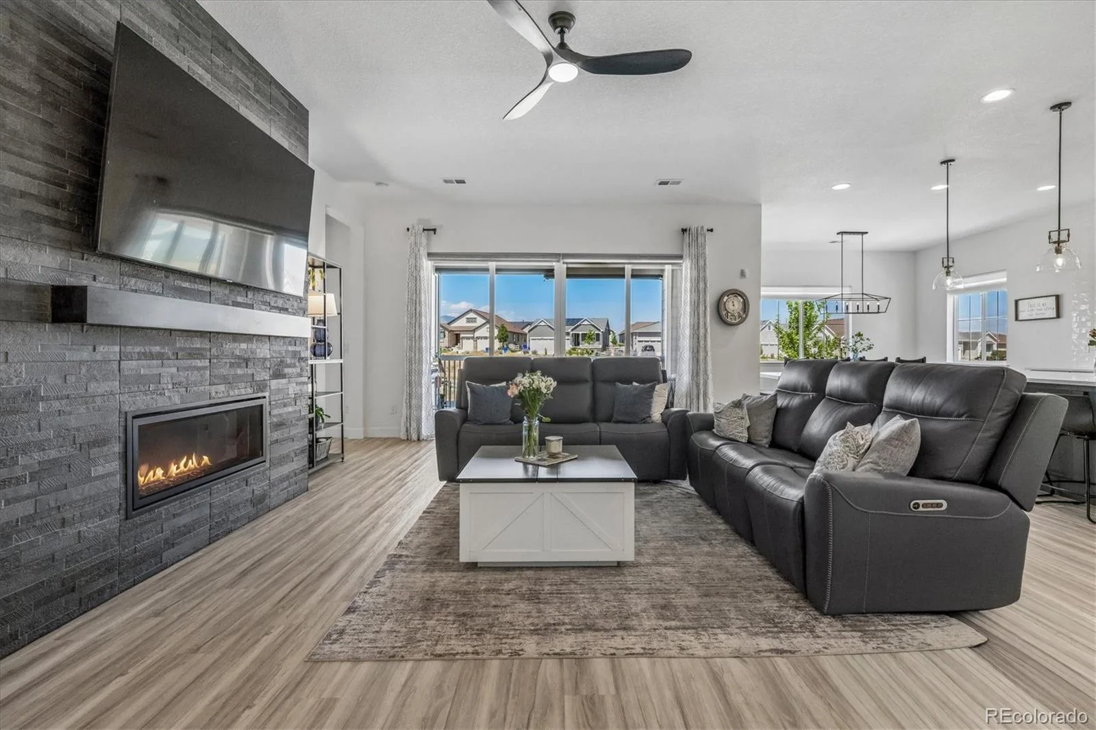 8985 Chalk Creek Place Littleton CO 80125 | MLS #REC6335923 08312026164359 1600 9