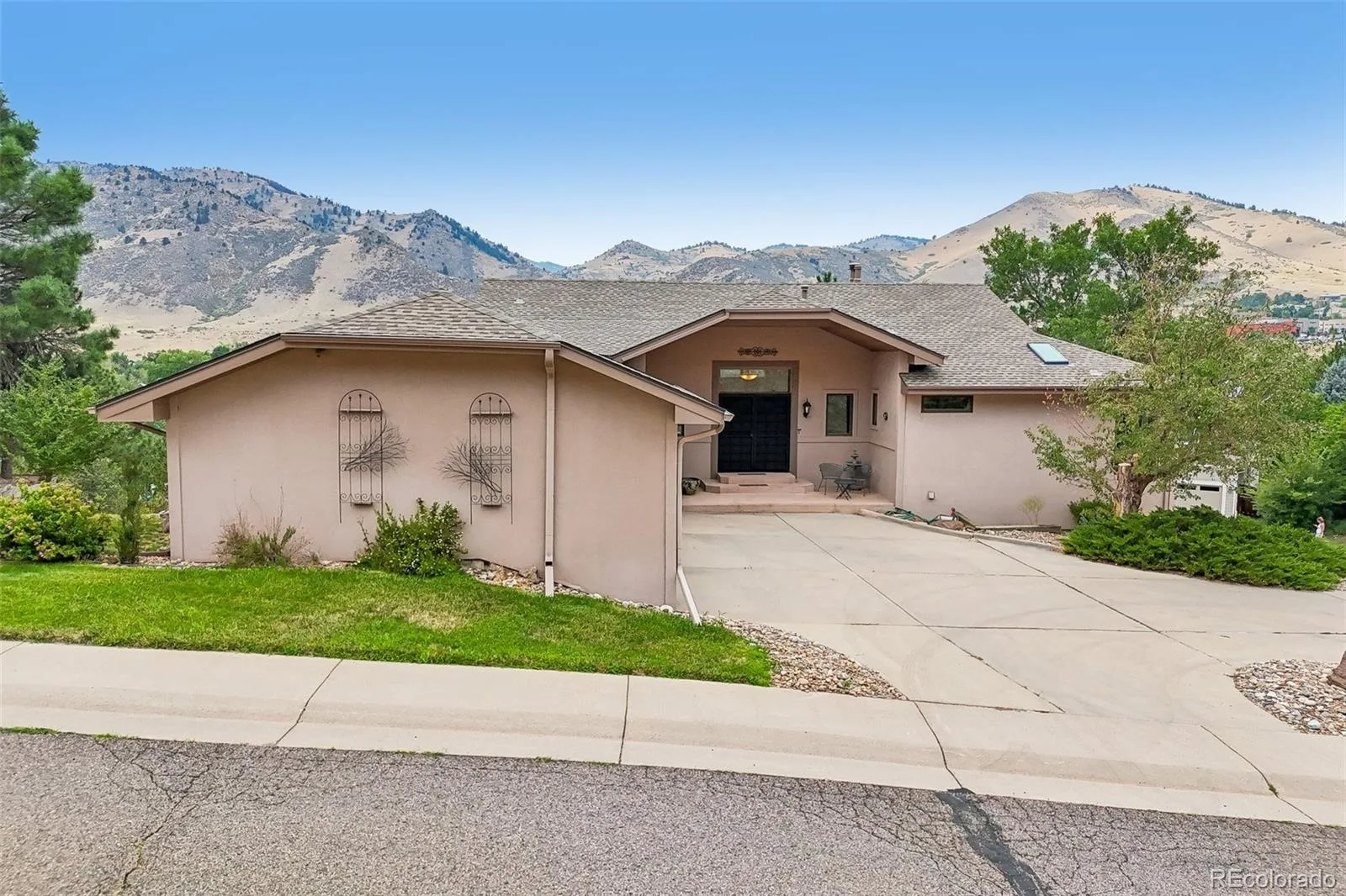 1070 Deer Springs Lane Golden CO 80403 | MLS #REC6337106 08112026201918 1600 2