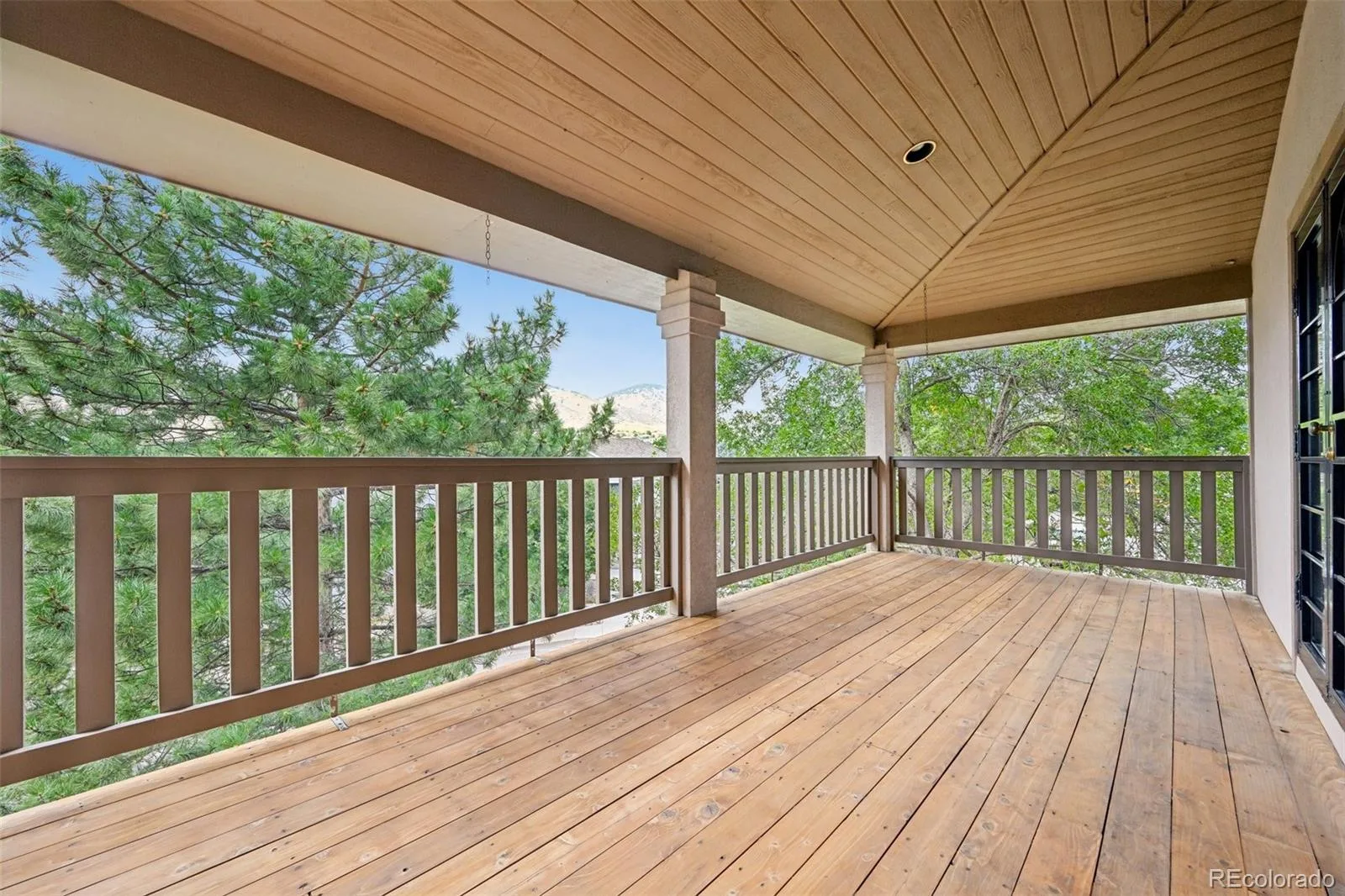 1070 Deer Springs Lane Golden CO 80403 | MLS #REC6337106 08112026201918 1600 36