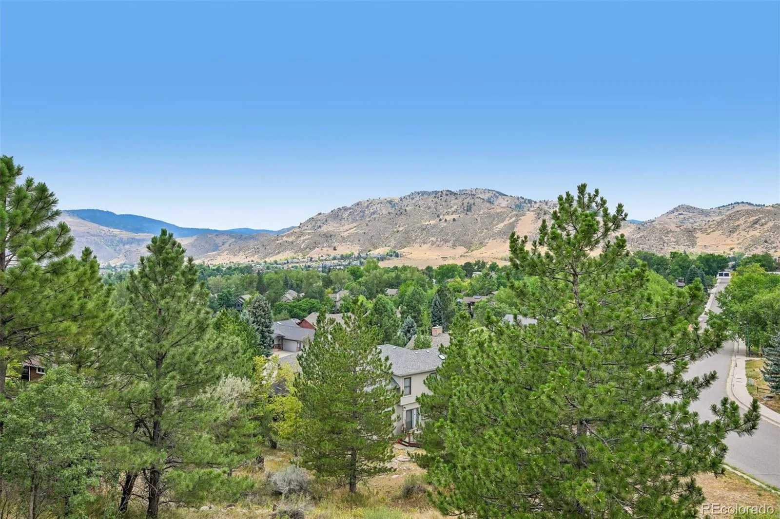 1070 Deer Springs Lane Golden CO 80403 | MLS #REC6337106 08112026201918 1600 39