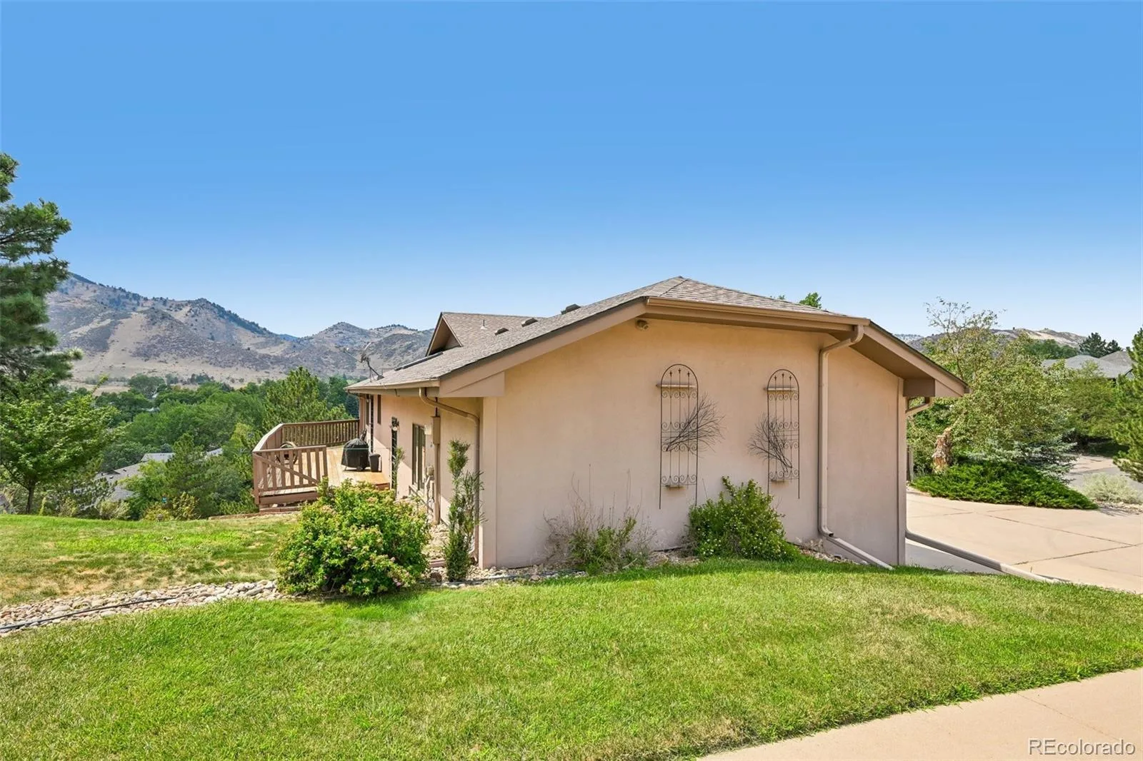 1070 Deer Springs Lane Golden CO 80403 | MLS #REC6337106 08112026201918 1600 40