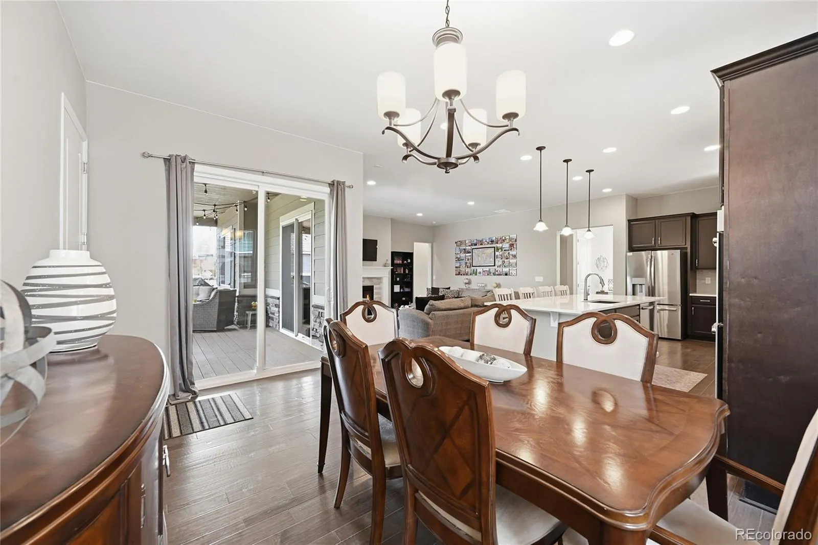 6449 Village Lane Centennial CO 80111 MLS #REC6338432 05052026041538 1600 8