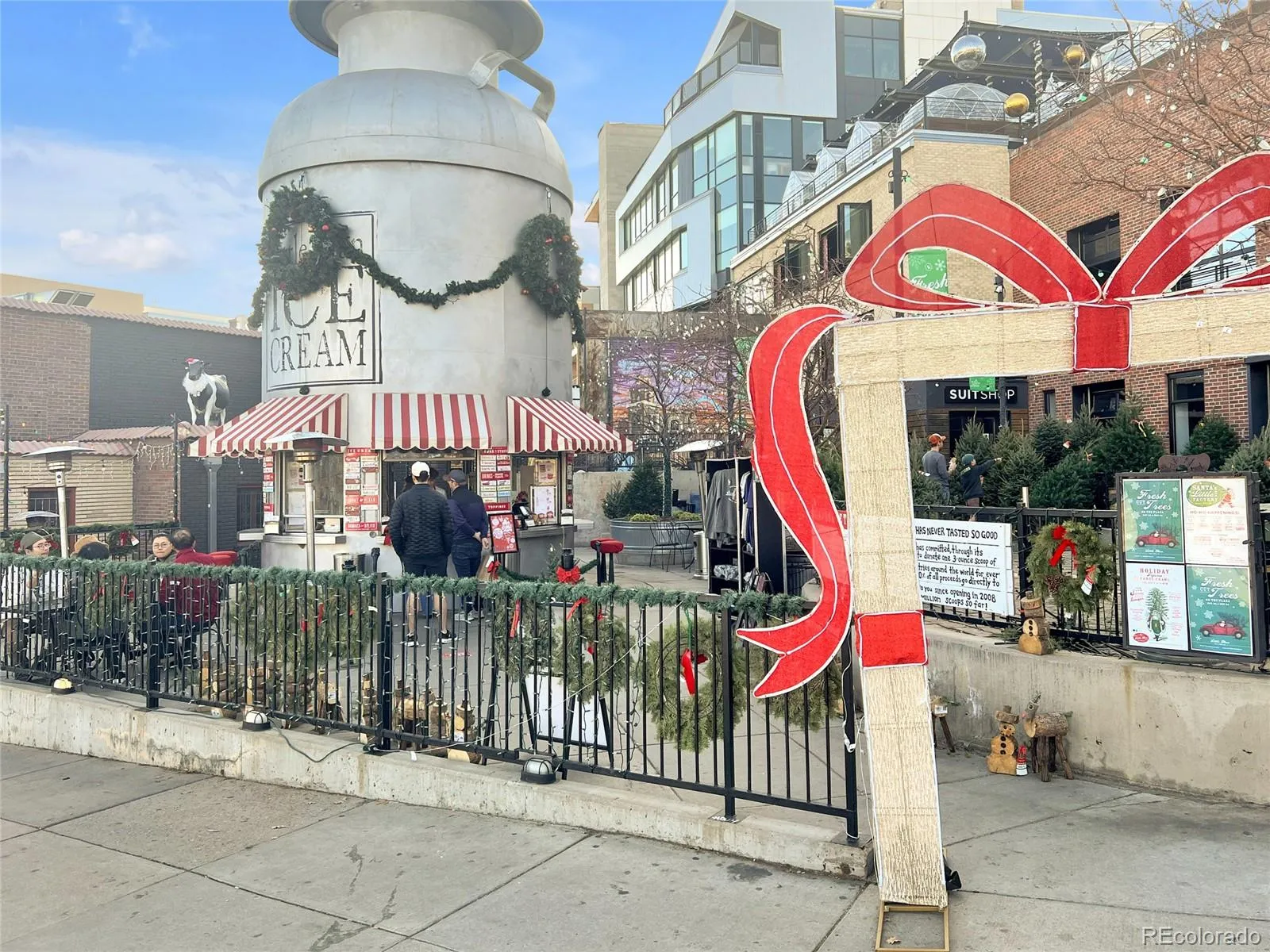 04202026222043 1600 21