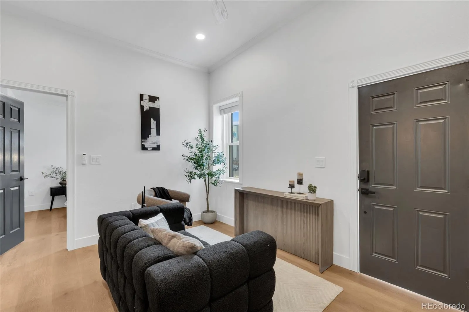 04202026222043 1600 5