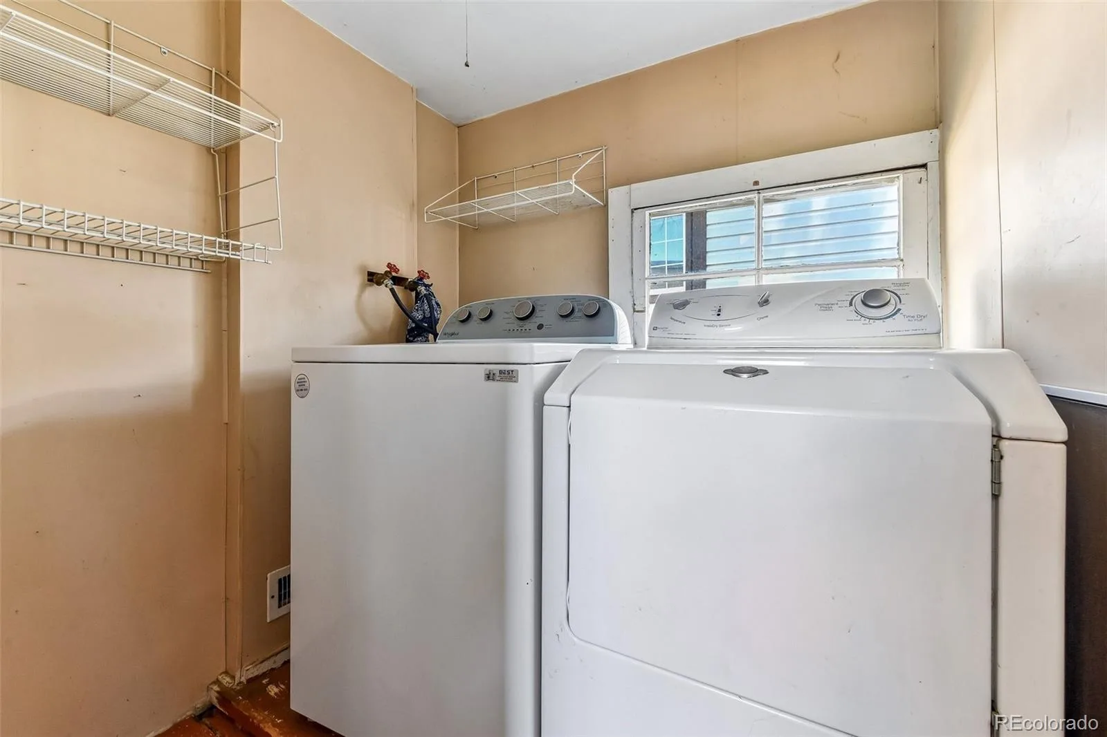 2532 Depew Street Edgewater CO 80214 MLS #REC6338846 06102026205022 1600 40