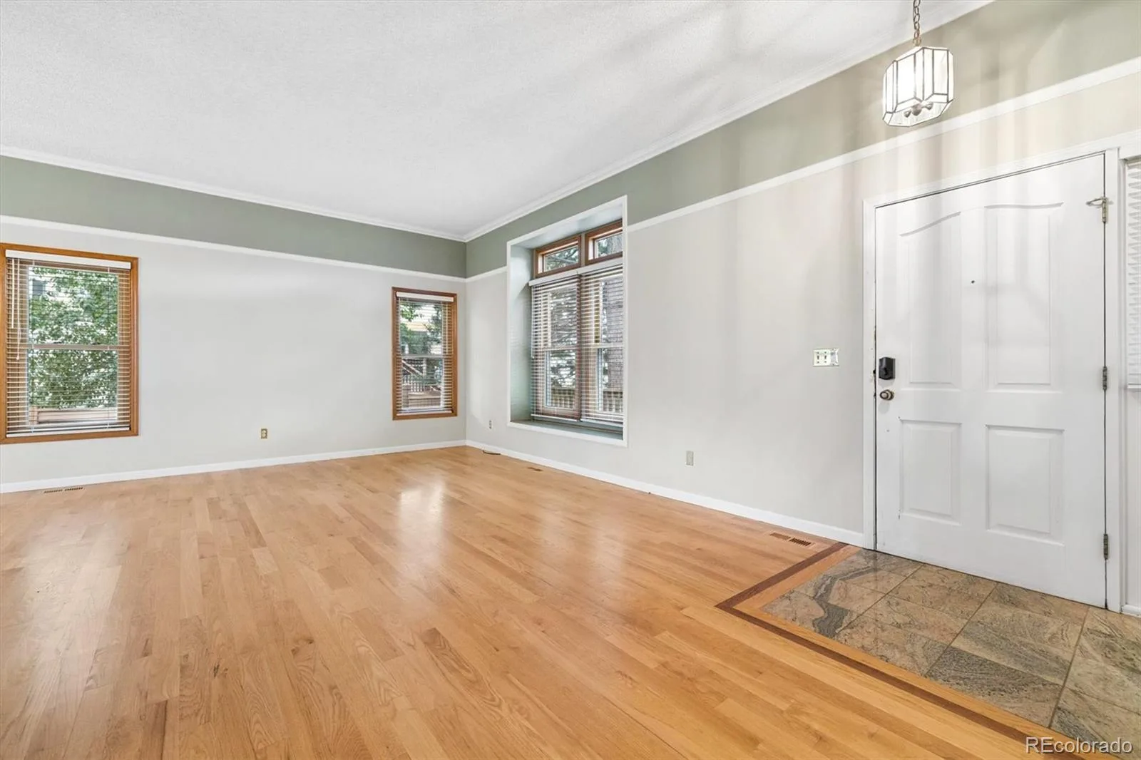16575 E Prentice Avenue Centennial CO 80015 | MLS #REC6338911 08292026013603 1600 3
