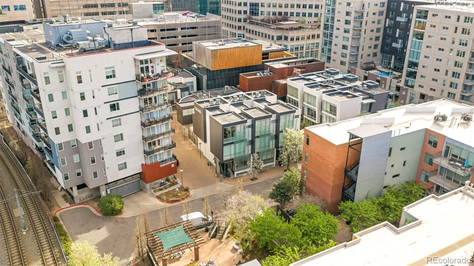 03272026043600 1600 44