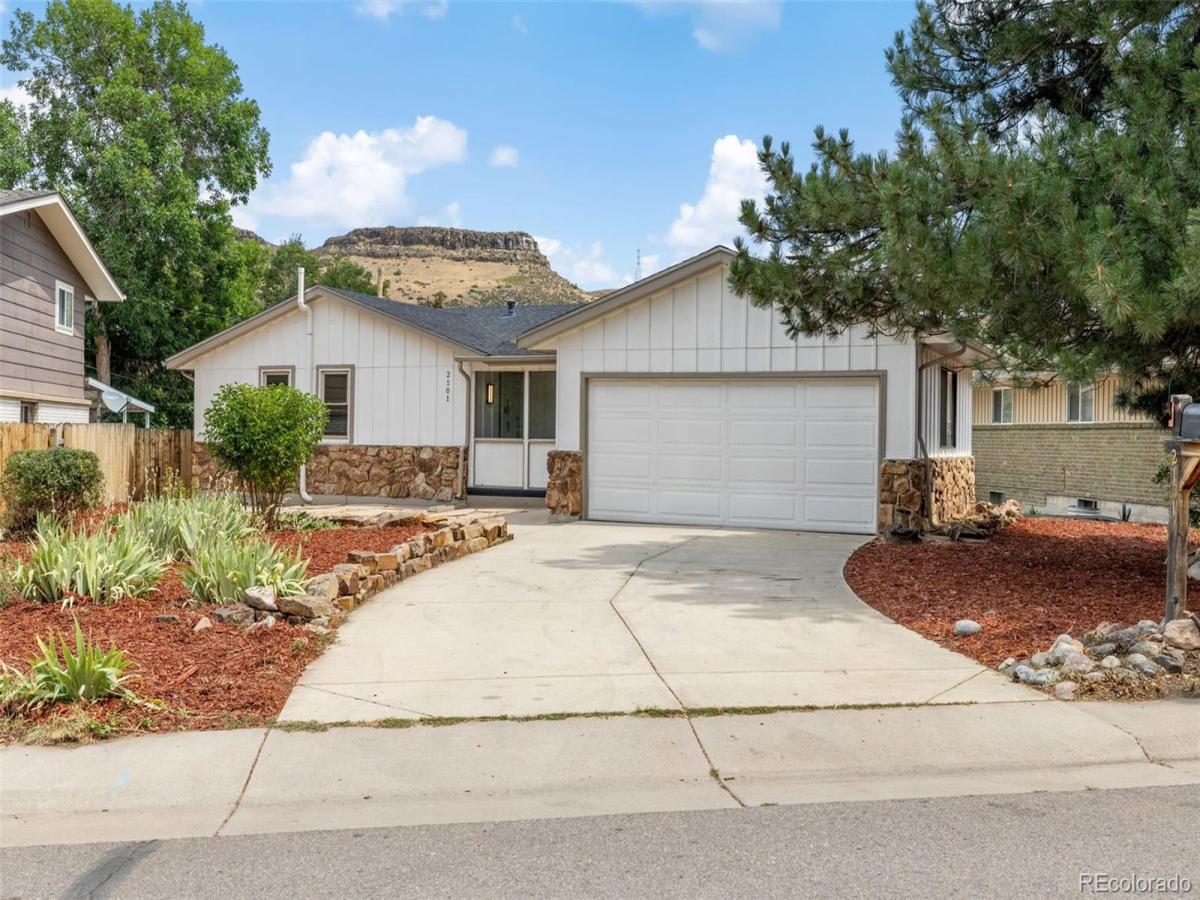 2101 Arapahoe Street Golden CO 80401 | MLS #REC6339155 MLS #REC6339155 image #0