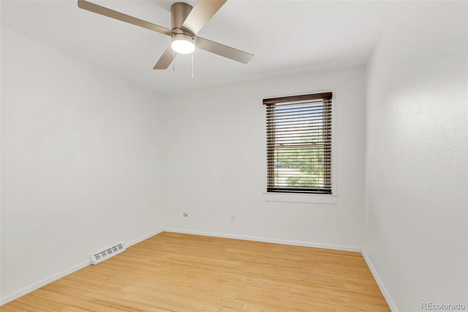 2101 Arapahoe Street Golden CO 80401 MLS #REC6339155 06192026234028 1600 24