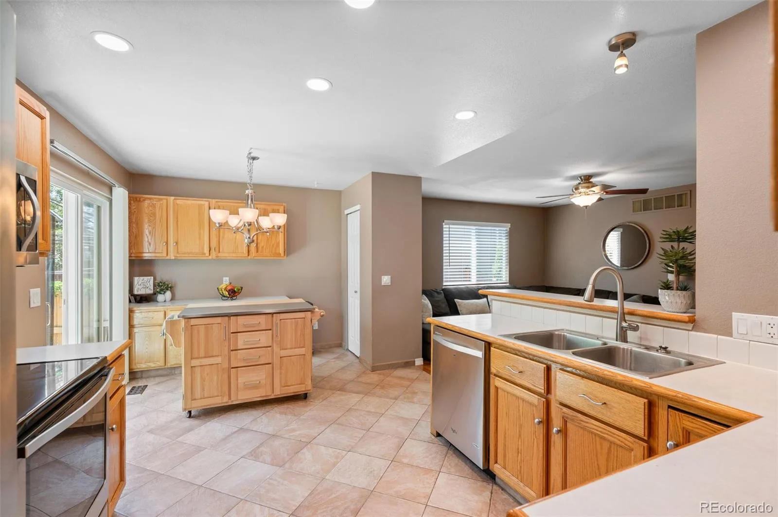 17608 Peyton Drive Parker CO 80134 | MLS #REC6341379 08072026165429 1600 15