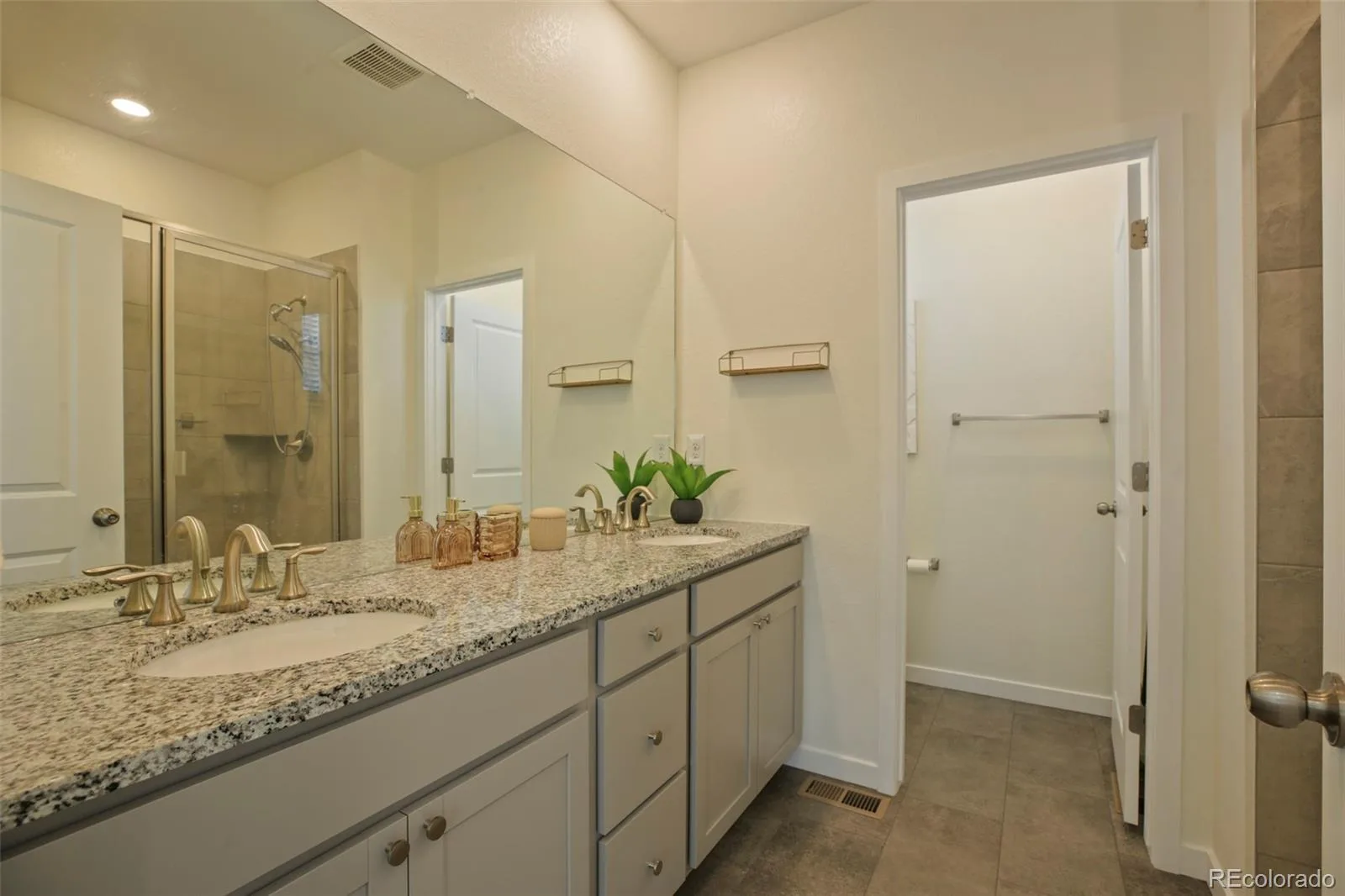7362 W Evans Place Denver CO 80227 | MLS #REC6342183 06132026012300 1600 14