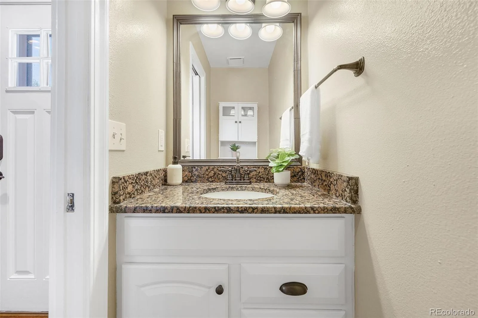 6865 W 84th Way #20 Arvada CO 80003 | MLS #REC6343174 07222026031334 1600 18