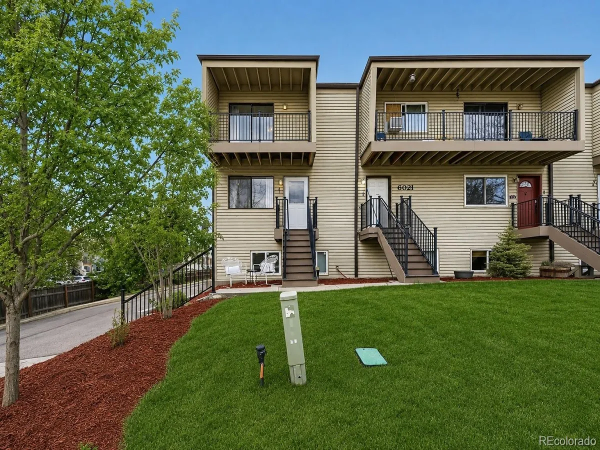 6021 Yarrow Street #A1 Arvada CO 80004 | MLS #REC6344388 08182026023454 1200 11
