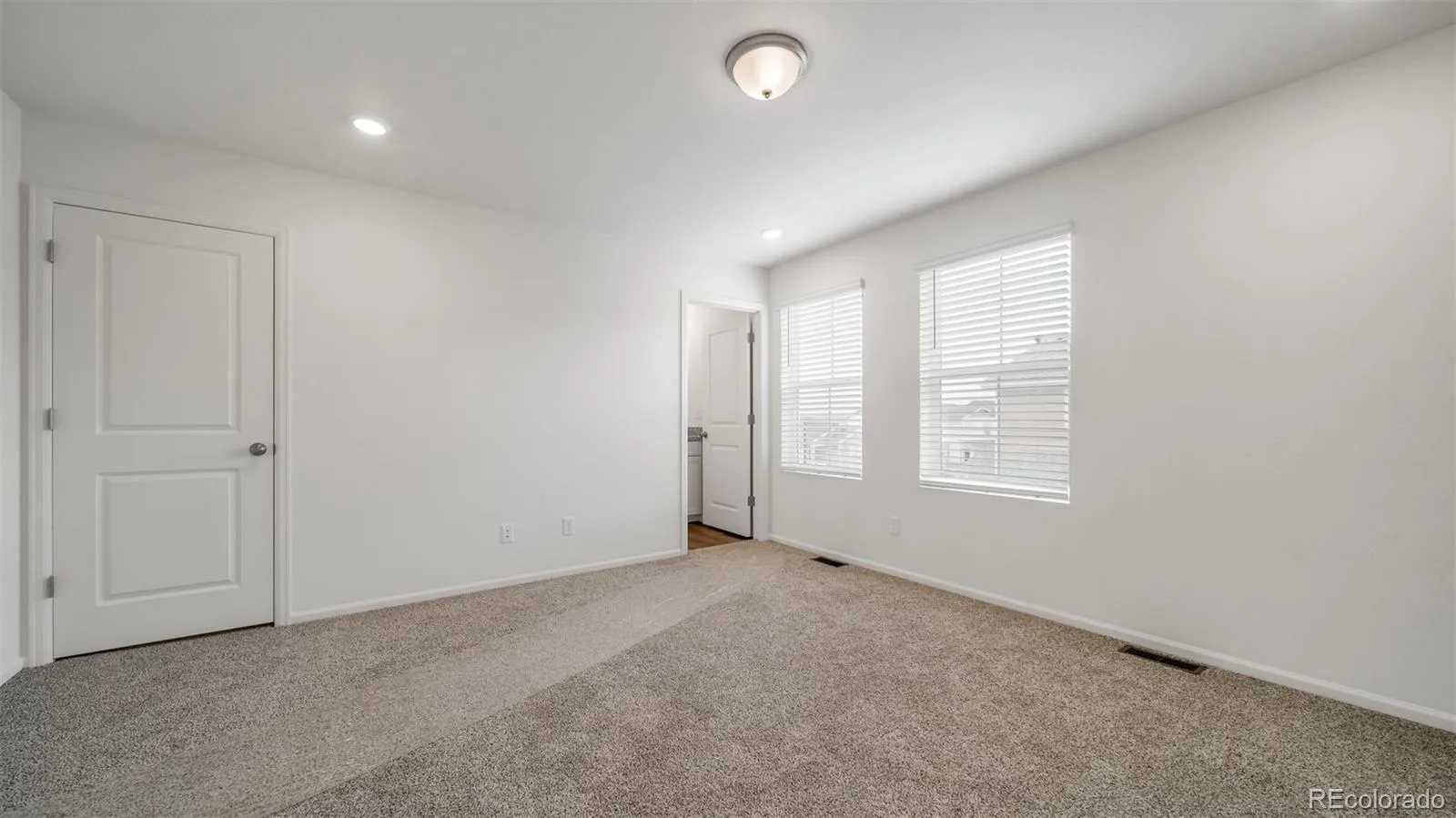 10141 Revere Court Commerce City CO 80022 | MLS #REC6345056 04082026152325 1600 13