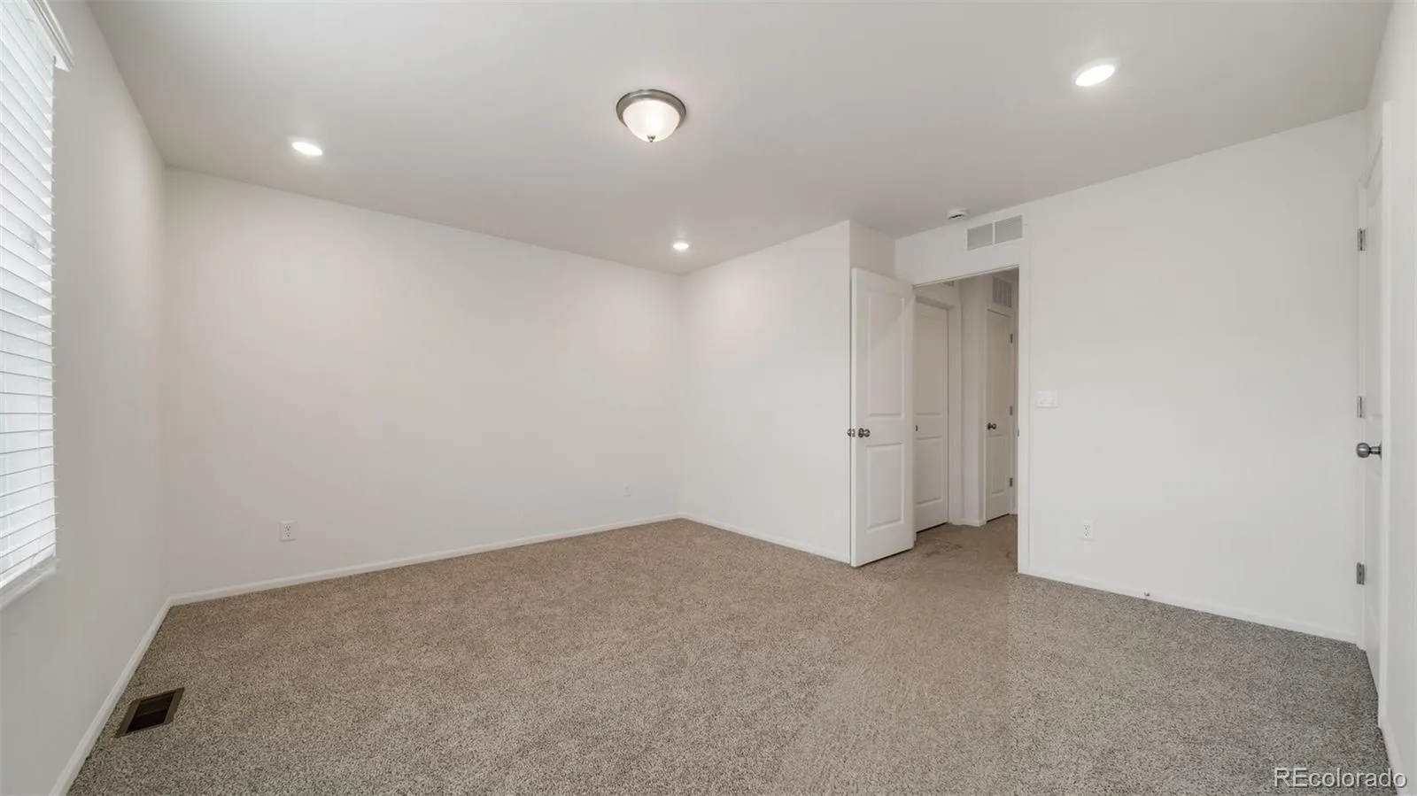 10141 Revere Court Commerce City CO 80022 | MLS #REC6345056 04082026152325 1600 17