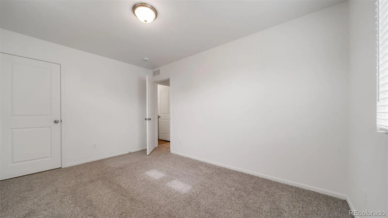 10141 Revere Court Commerce City CO 80022 | MLS #REC6345056 04082026152325 1600 18