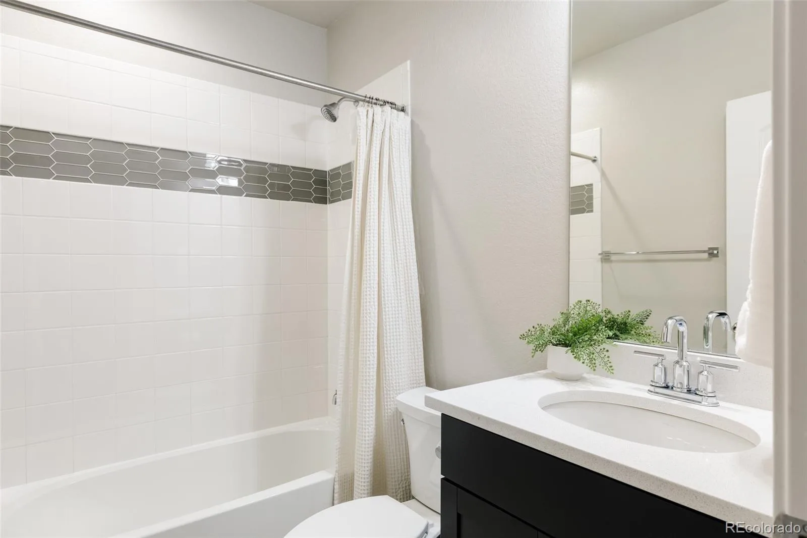 6346 Dayton Way Denver CO 80238 | MLS #REC6345431 08132026192947 1600 21