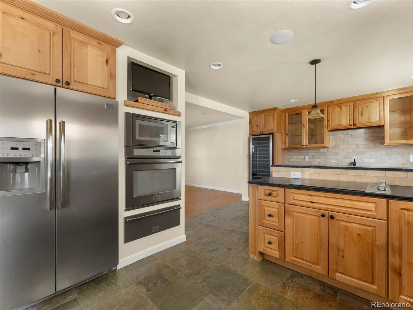 6934 E Geddes Place Centennial CO 80112 MLS #REC6346265 04192026155301 1600 14