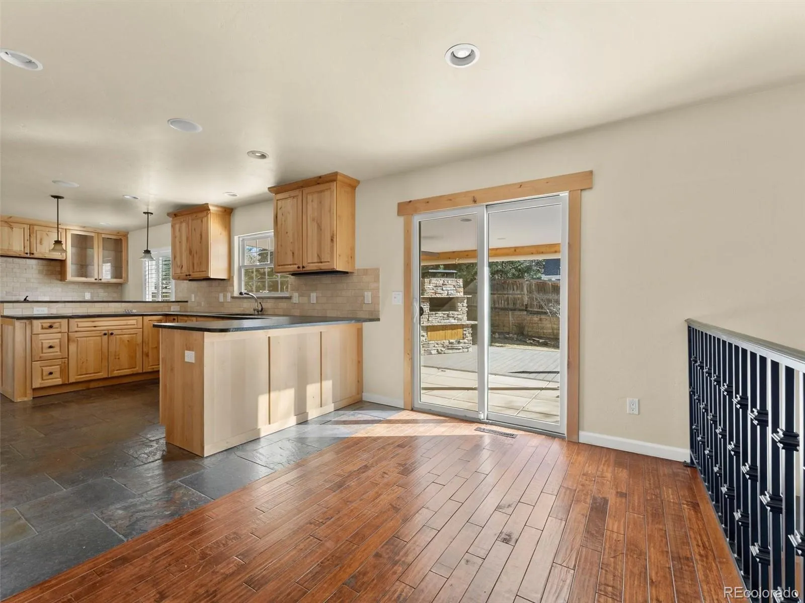6934 E Geddes Place Centennial CO 80112 MLS #REC6346265 04192026155301 1600 17