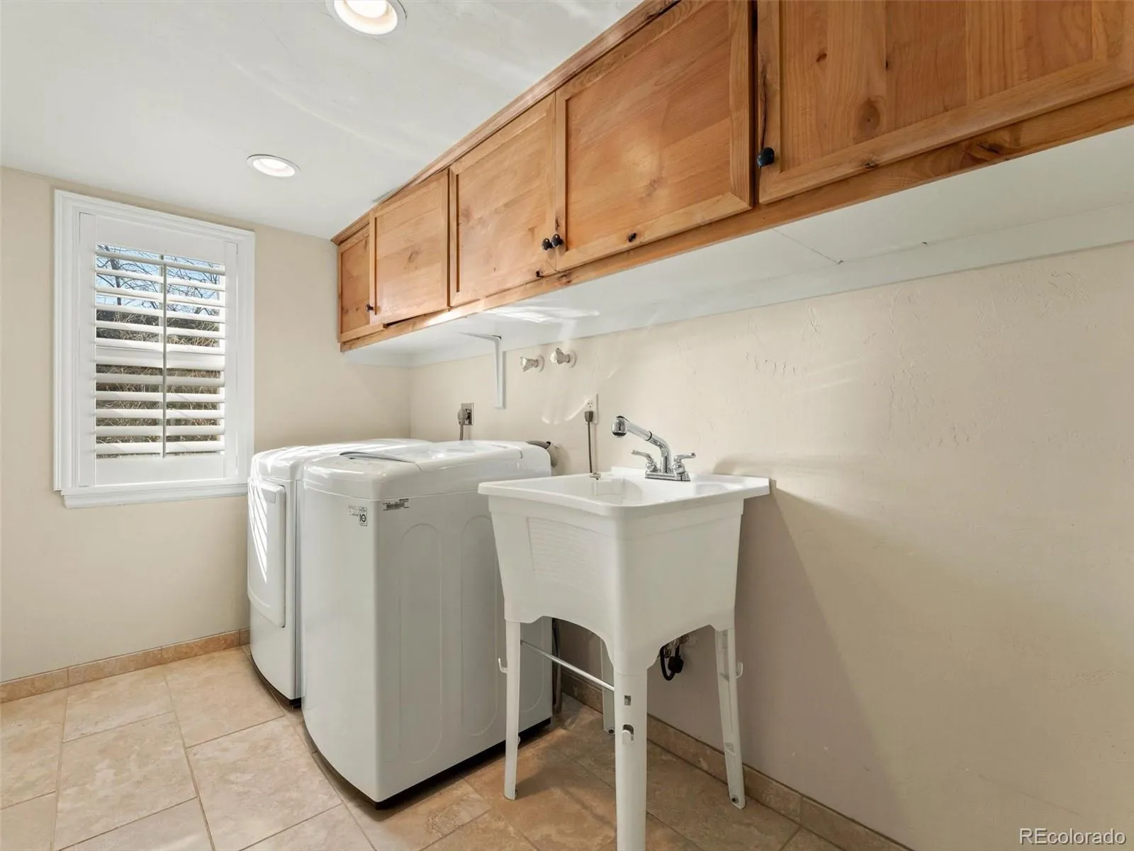 6934 E Geddes Place Centennial CO 80112 MLS #REC6346265 04192026155301 1600 37