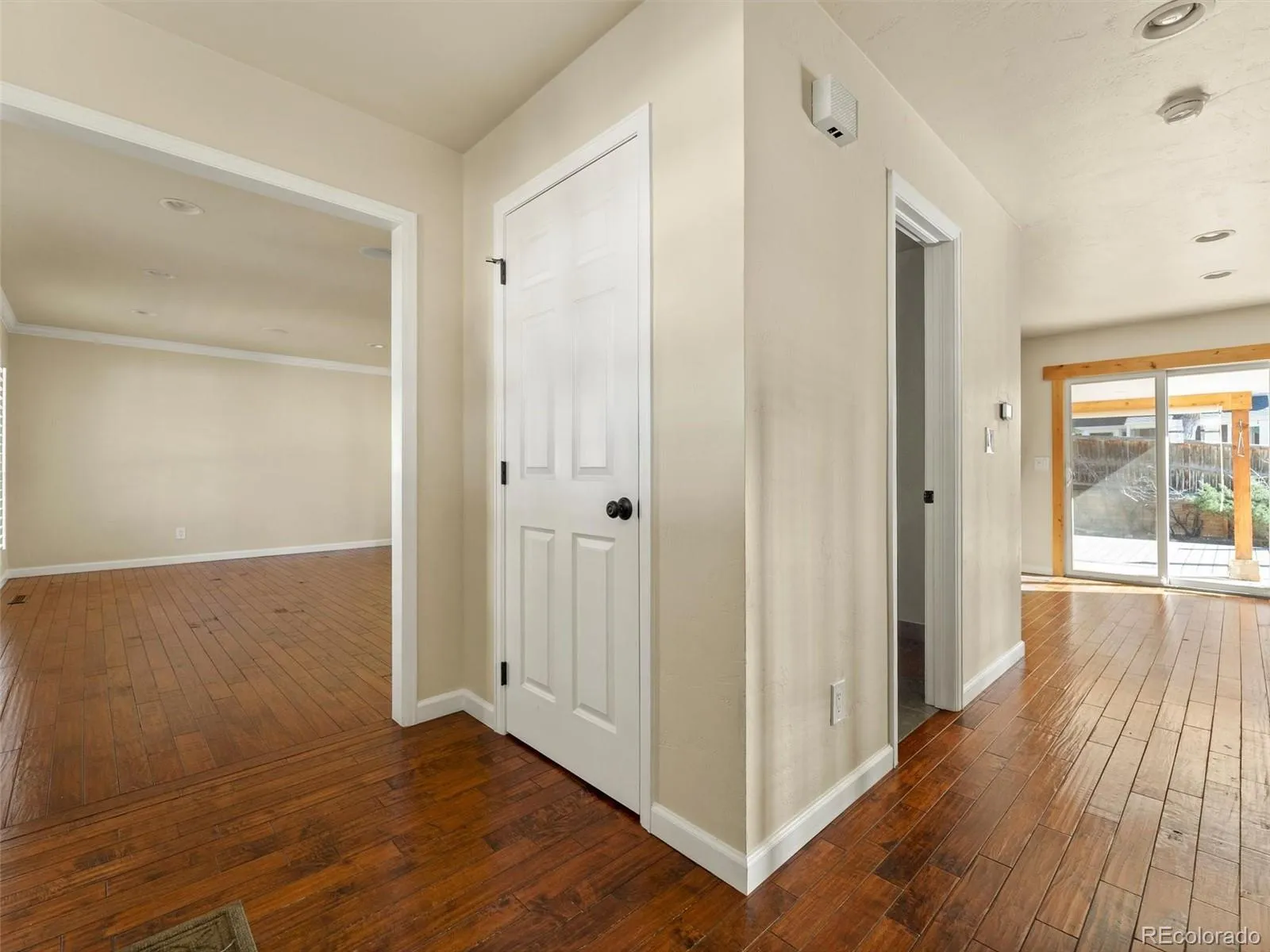 6934 E Geddes Place Centennial CO 80112 MLS #REC6346265 04192026155301 1600 4