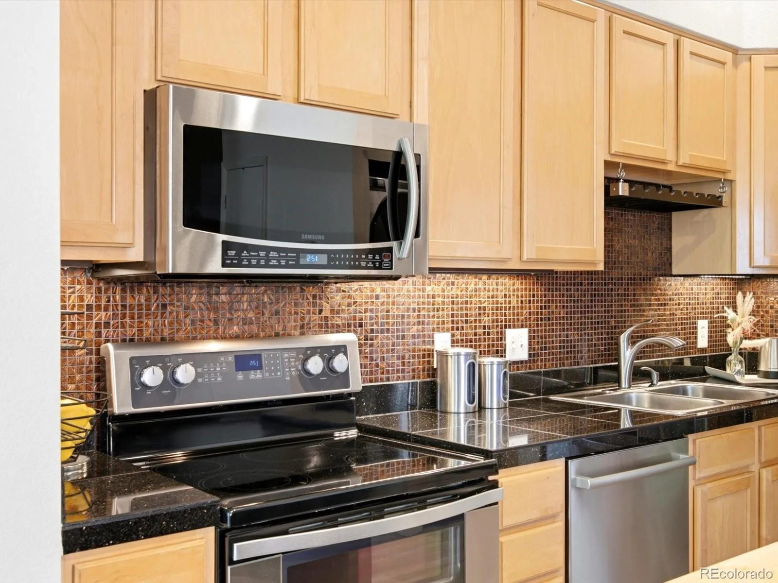 3149 Blake Street #106 Denver CO 80205 | MLS #REC6347064 08262026162748 1600 20
