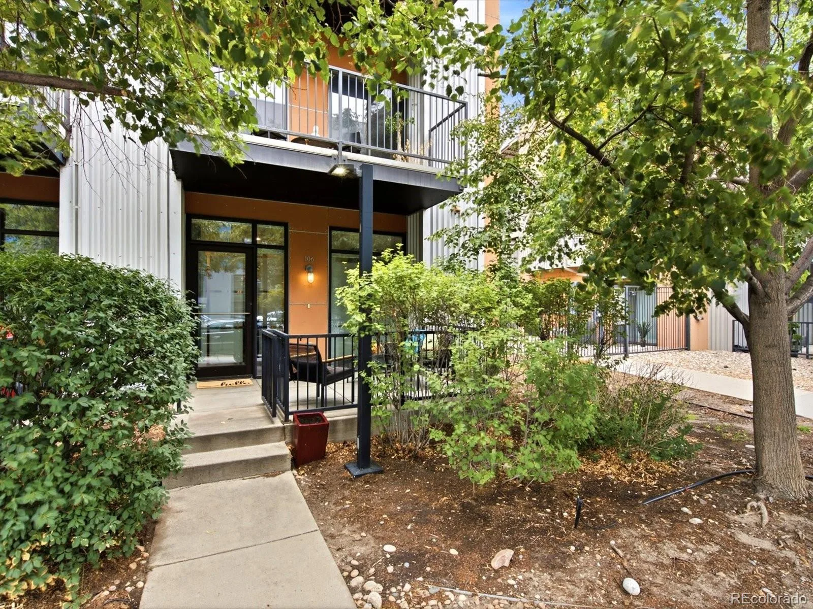 3149 Blake Street #106 Denver CO 80205 | MLS #REC6347064 08262026162748 1600 34