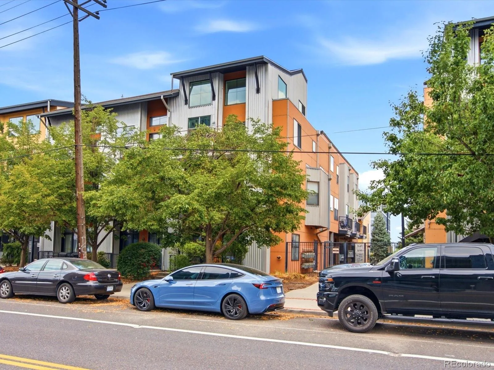 3149 Blake Street #106 Denver CO 80205 | MLS #REC6347064 08262026162748 1600 39