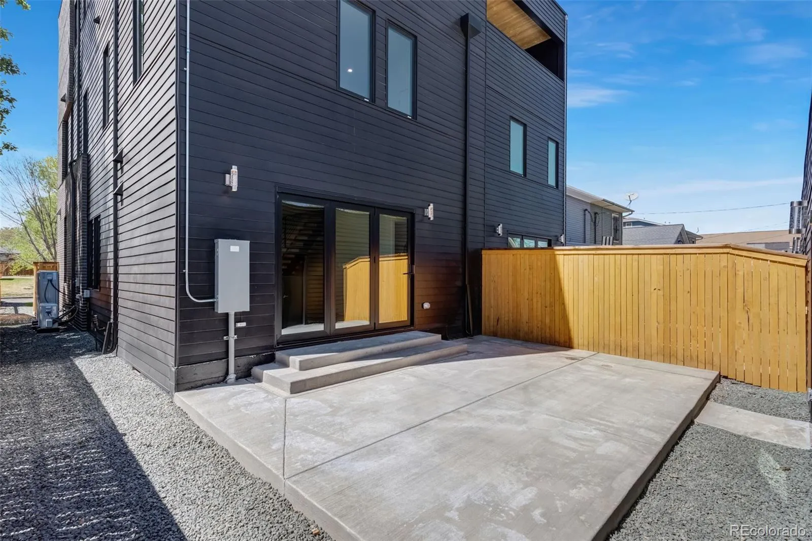 1446 Stuart Street Denver CO 80204 MLS #REC6349220 05192026202929 1600 25
