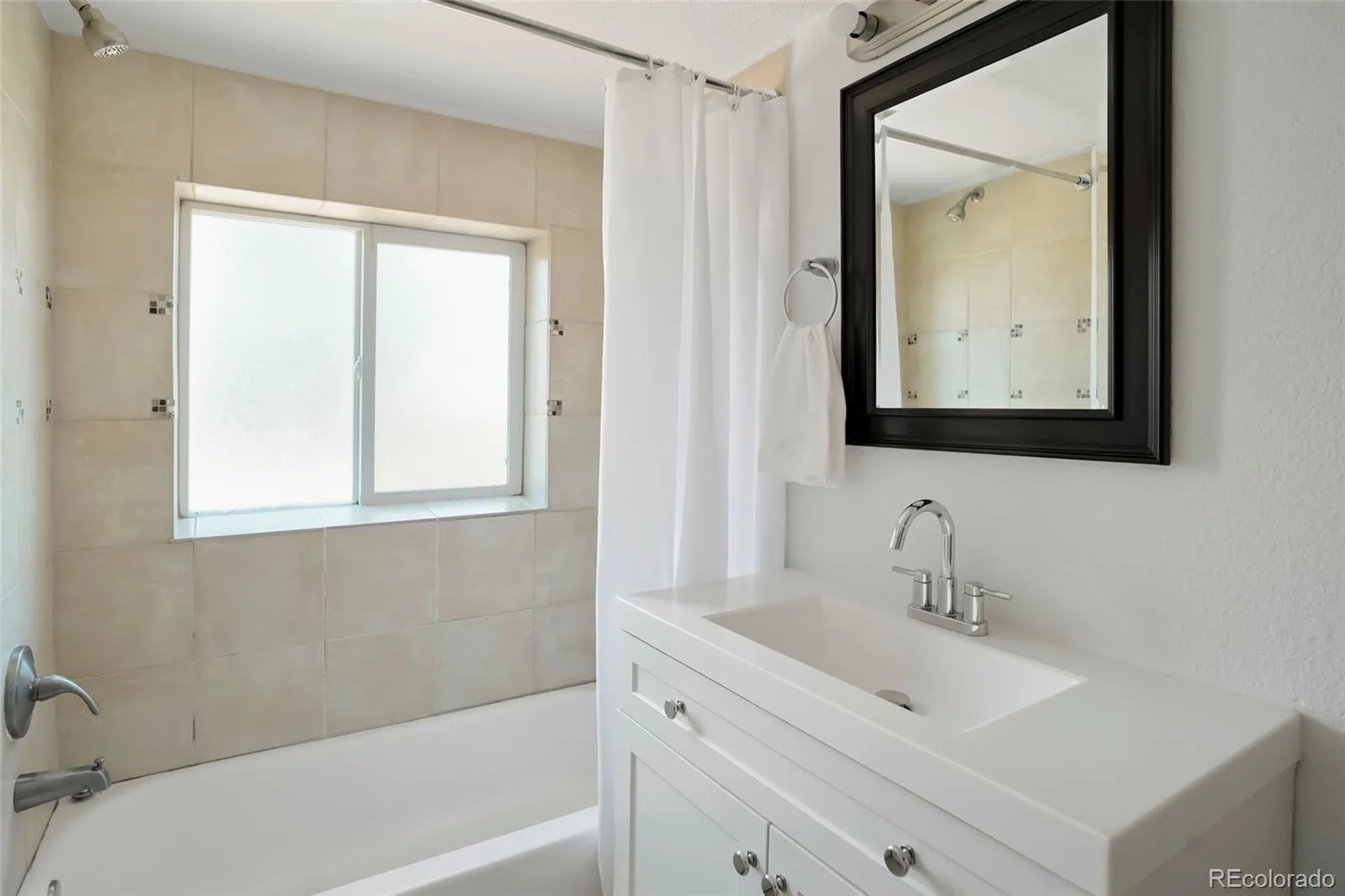 3037 N High Street Denver CO 80205 | MLS #REC6349551 09222026110932 1600 18