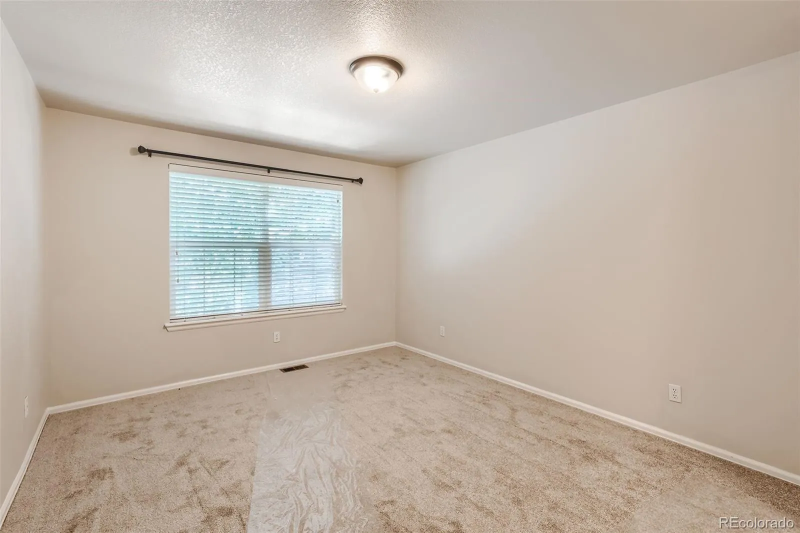 1127 S Ventura Circle #C Aurora CO 80017 MLS #REC6350147 05182026182050 1600 12