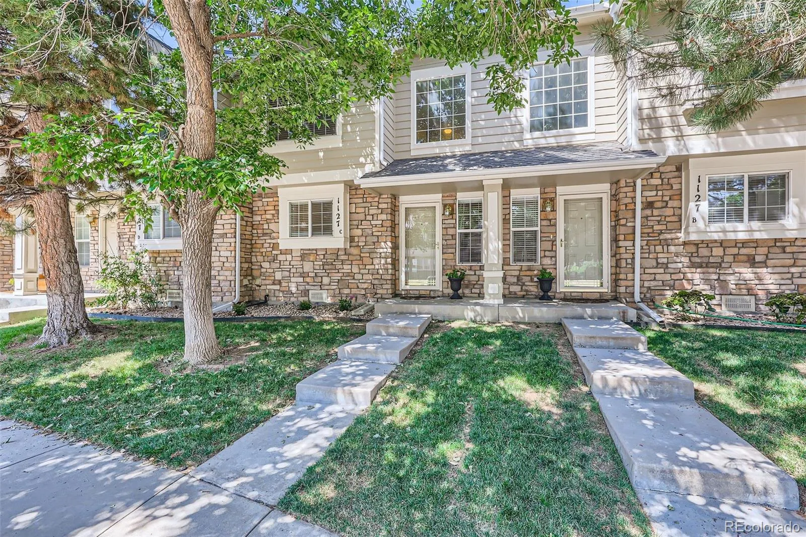 1127 S Ventura Circle #C Aurora CO 80017 MLS #REC6350147 05182026182050 1600 2