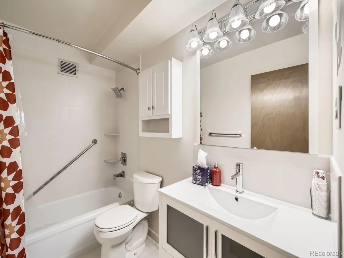 9335 E Center Avenue #4B Denver CO 80247 | MLS #REC6350336 10122026194743 1200 4