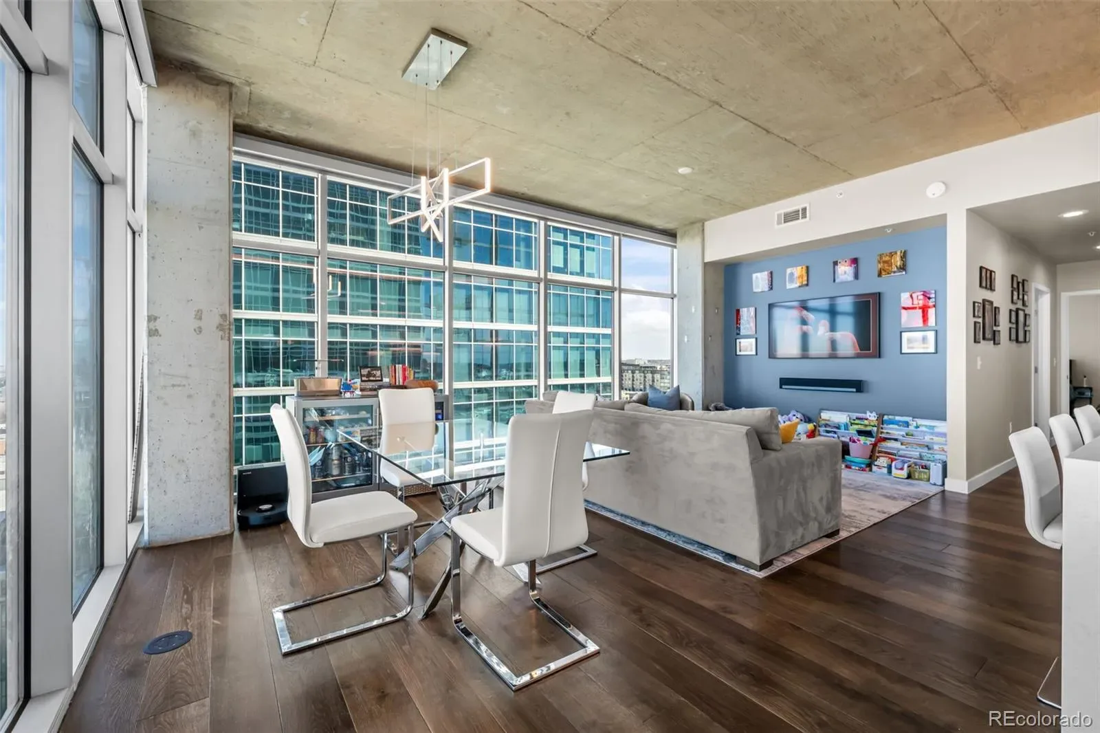 03132026055339 1600 10