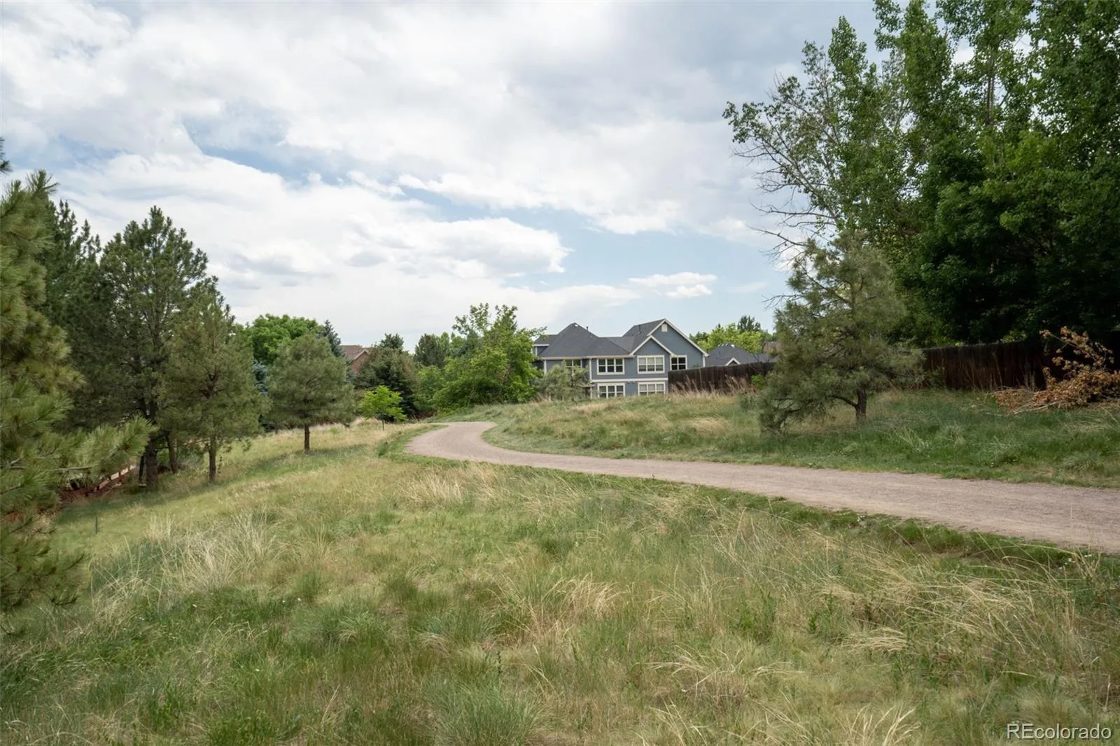 689 Wild Ridge Lane Lafayette CO 80026 | MLS #REC6352738 08242026182920 1600 35
