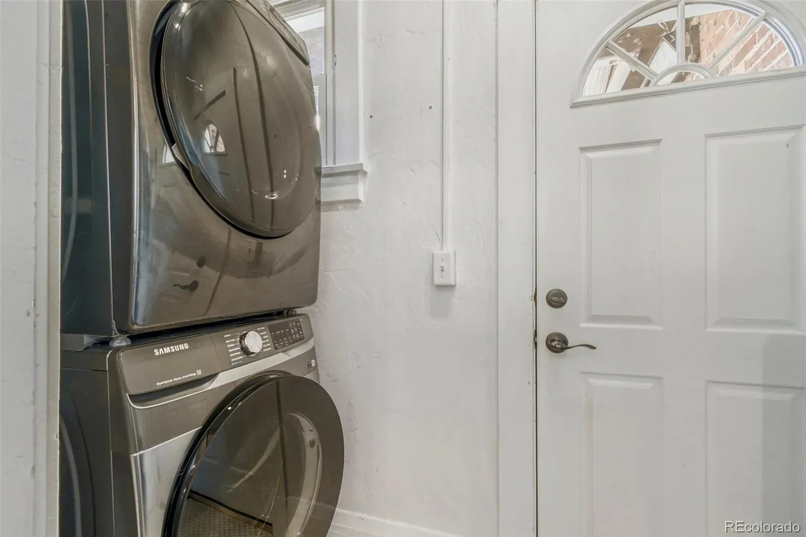 03192026205945 1600 24