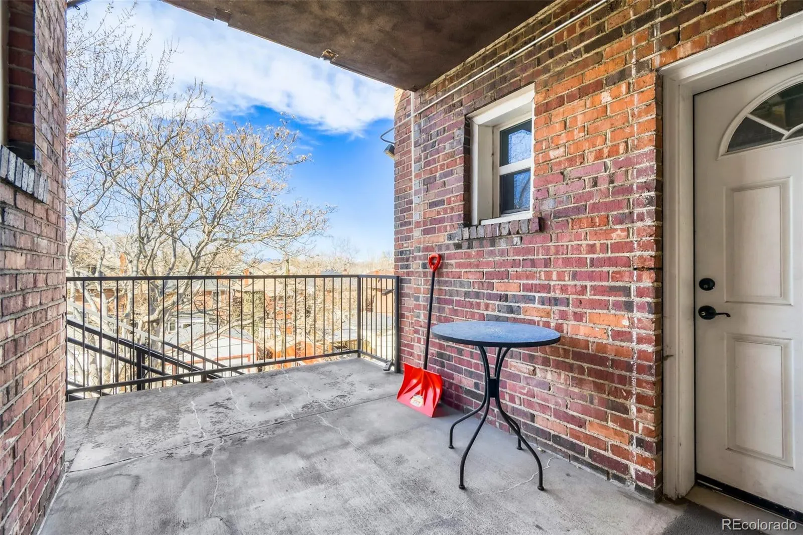 03192026205945 1600 27